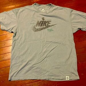 Men’s Large Nike ACG shirt.